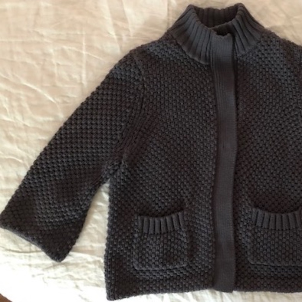 Sweet little cropped sweater